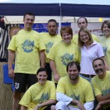 Ein Dorf spielt Volleyball