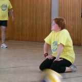 Ein Dorf spielt Volleyball